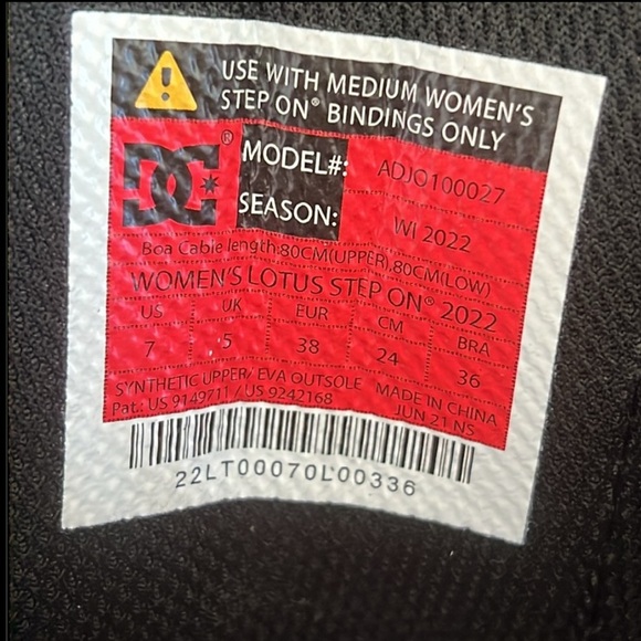 DC Women’s Lotus Step On Snowboard Boots - Picture 8 of 8